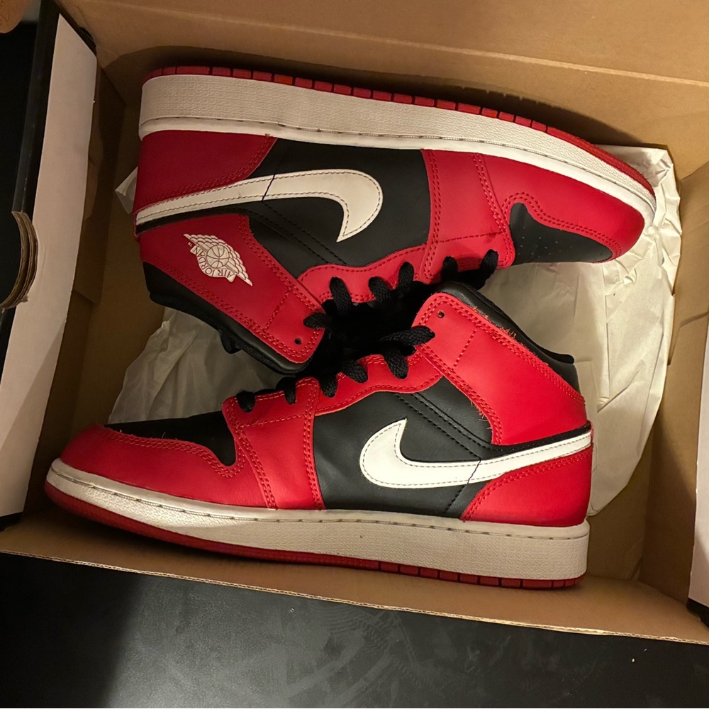 Nike Red and Black Men's Sneakers